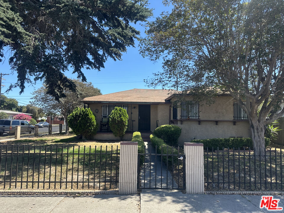 Property photo for 748 E Century Blvd, Los Angeles, CA
