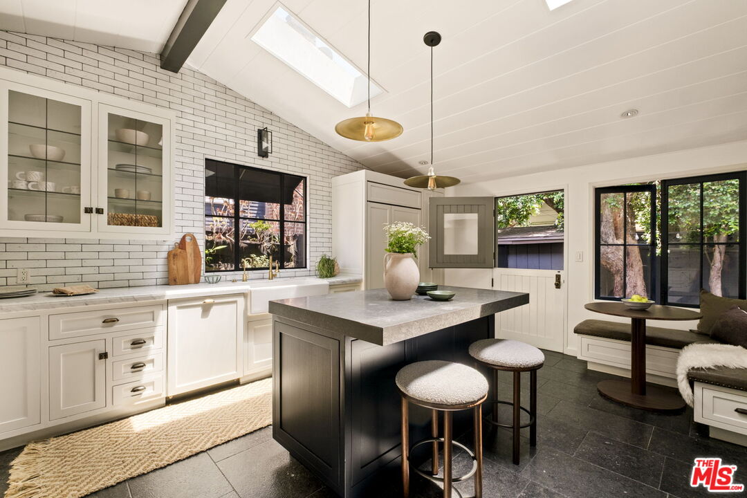 Property photo for 6424 Ivarene Ave, Los Angeles, CA