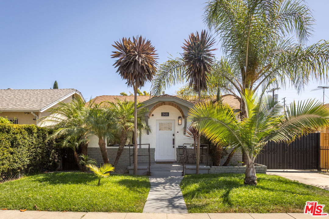 Property photo for 2410 Exposition Pl, Los Angeles, CA