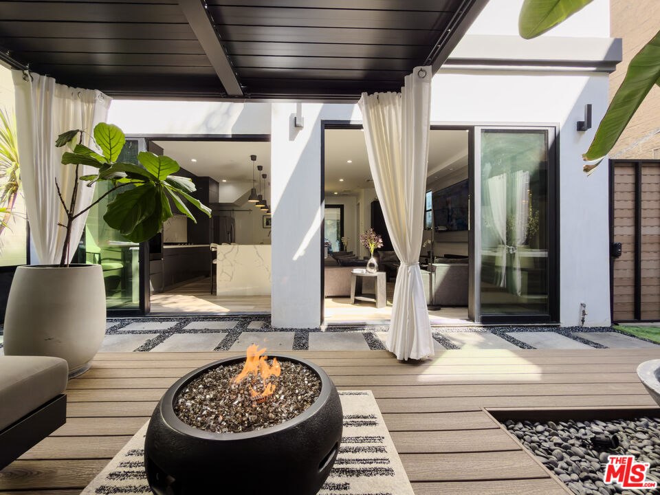 Property photo for 13354 Beach Ave, Marina Del Rey, CA