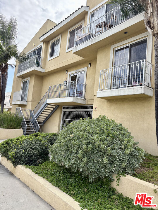 Property photo for 1221 Seward St, #103, Los Angeles, CA