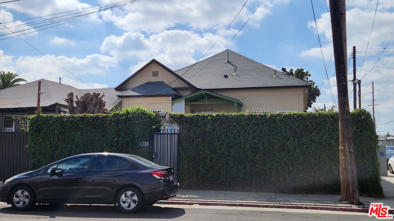Property photo for 1502 E 25th St, Los Angeles, CA