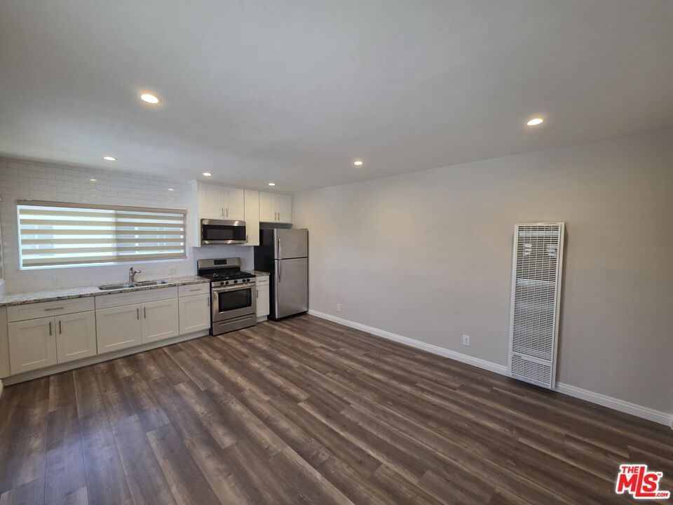 Property photo for 2012 S Holt Ave, #2014, Los Angeles, CA