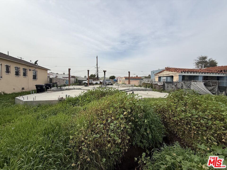 Property photo for 10965 S Hoover St, Los Angeles, CA