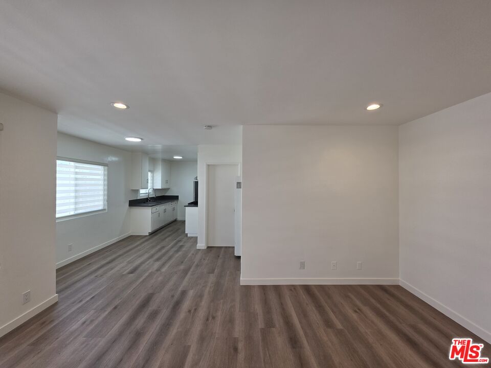 Property photo for 2009 Carnegie Ln, #7, Redondo Beach, CA