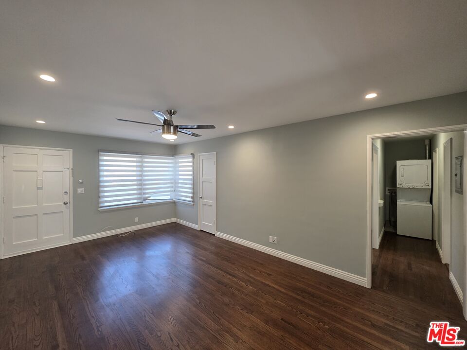 Property photo for 102 Gaviota Ave, #106, Long Beach, CA