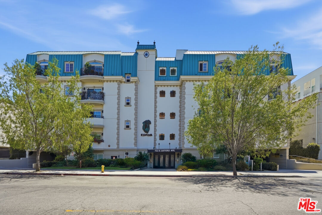 Property photo for 722 S Oxford Ave, #305, Los Angeles, CA