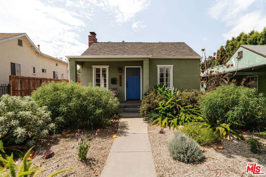 Property photo for 2411 Gatewood St, Los Angeles, CA