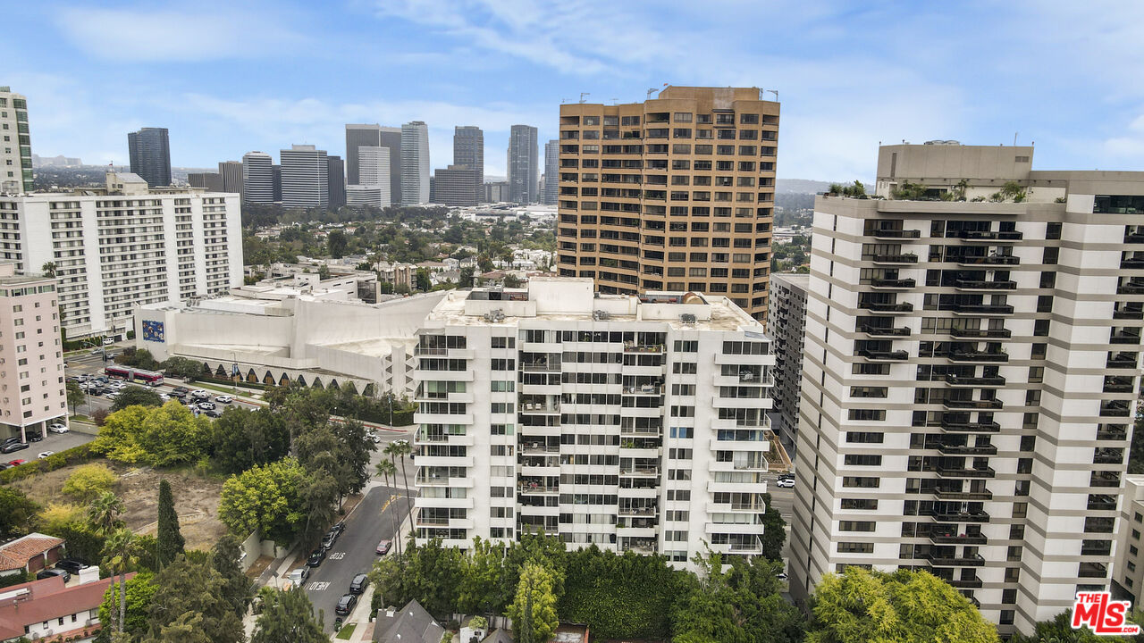 Property photo for 10433 Wilshire Blvd, #808, Los Angeles, CA