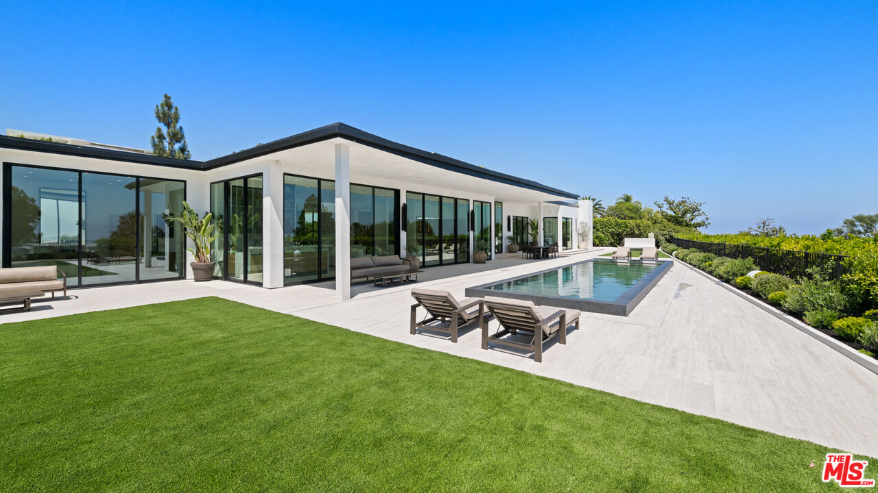 Property photo for 365 Trousdale Pl, Beverly Hills, CA