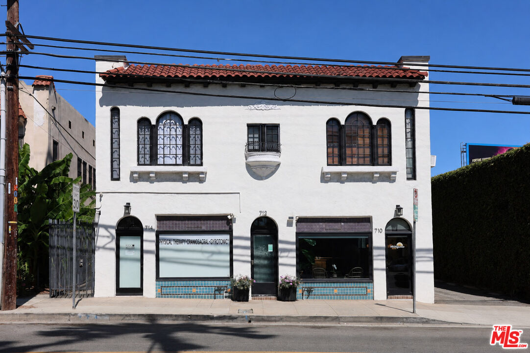 Property photo for 710 N Van Ness Ave, Los Angeles, CA