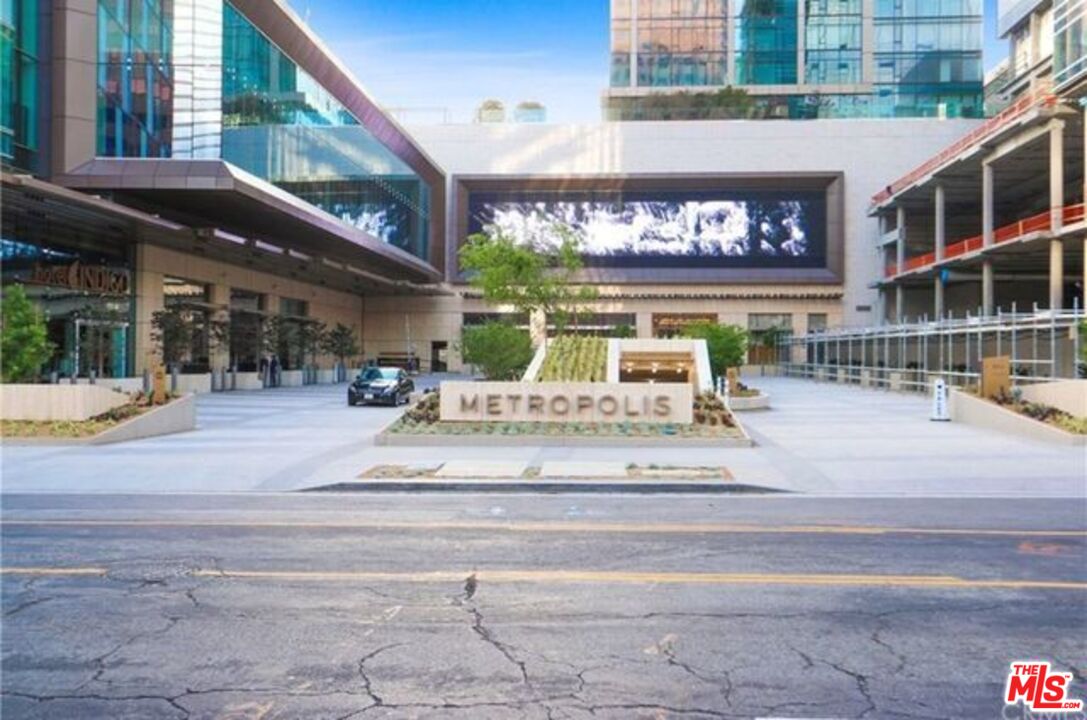 Property photo for 889 Francisco St, #2210, Los Angeles, CA