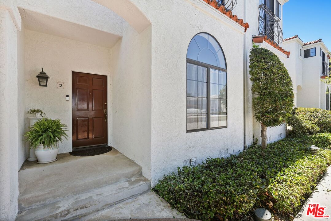 Property photo for 516 W 219th St, #2, Carson, CA