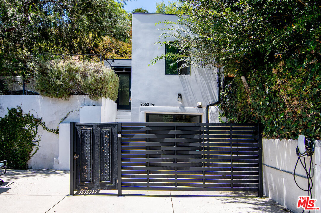 Property photo for 2553 1/2 Glen Green St, Los Angeles, CA