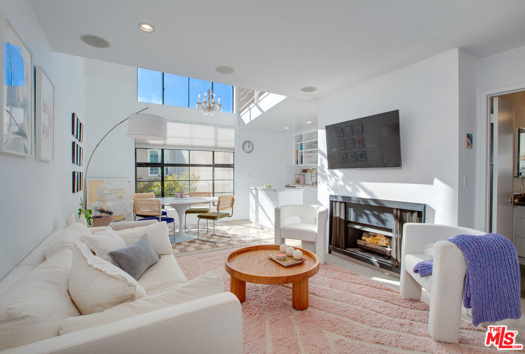 Property photo for 11645 Montana Ave, #311, Los Angeles, CA