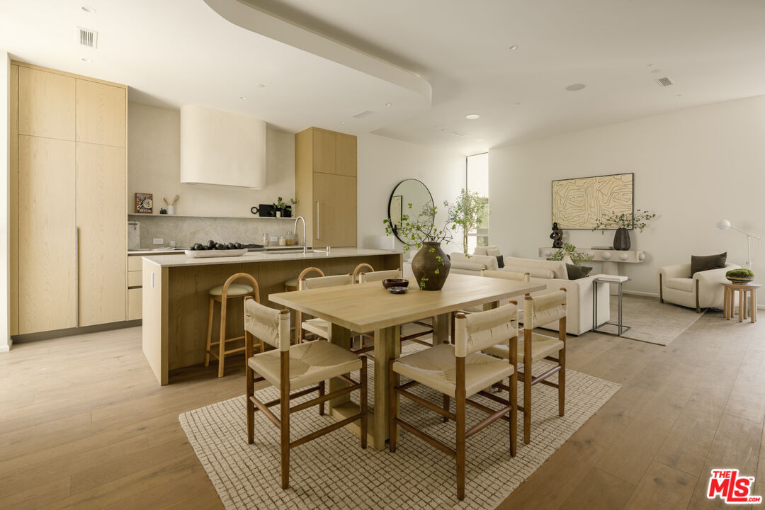 Property photo for 1119 Sanborn Ave, Los Angeles, CA