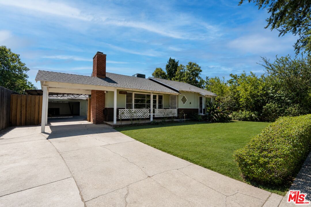 Property photo for 7535 Etiwanda Ave, Los Angeles, CA