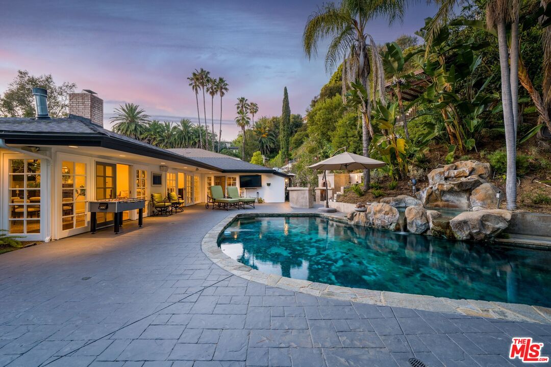 Property photo for 9023 Alto Cedro Dr, Beverly Hills, CA