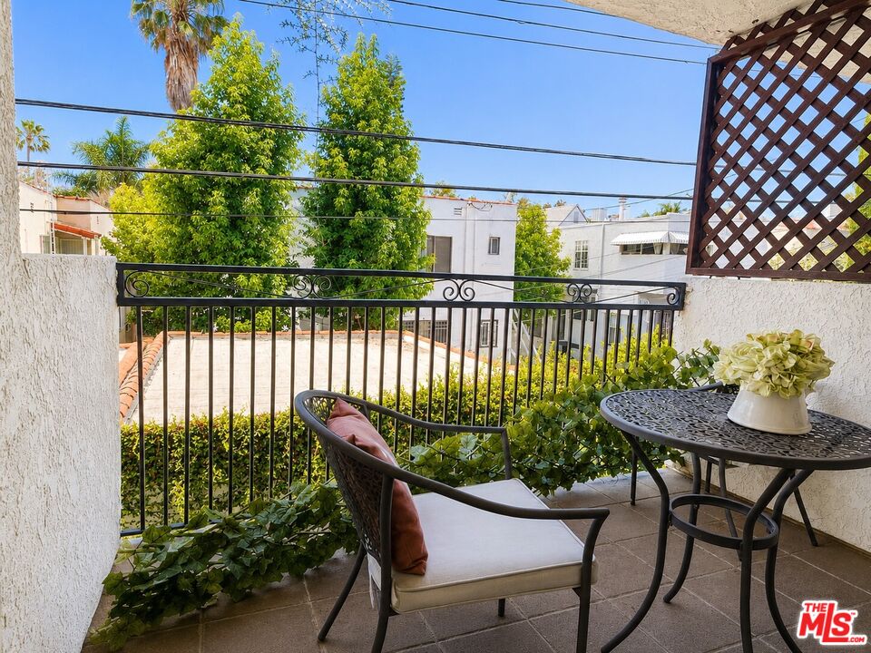 Property photo for 6151 Orange St, #203, Los Angeles, CA