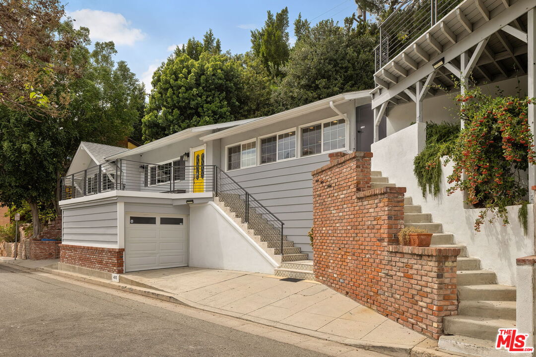 Property photo for 4115 Knobhill Dr, Los Angeles, CA