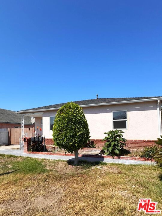 Property photo for 1223 Maple St, Inglewood, CA