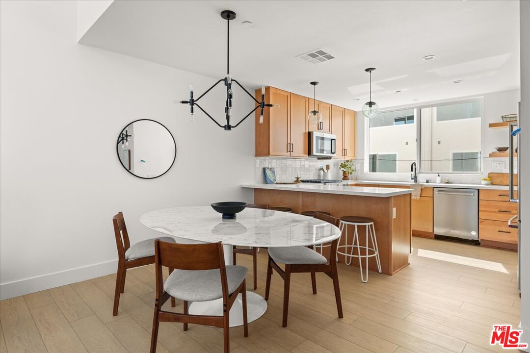 Property photo for 11212 W Victory Blvd, #7, Los Angeles, CA