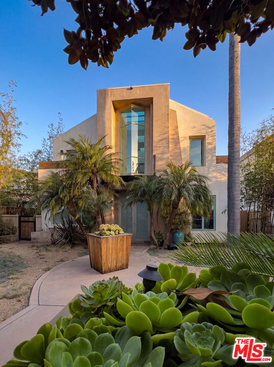 Property photo for 358 11th St, Santa Monica, CA