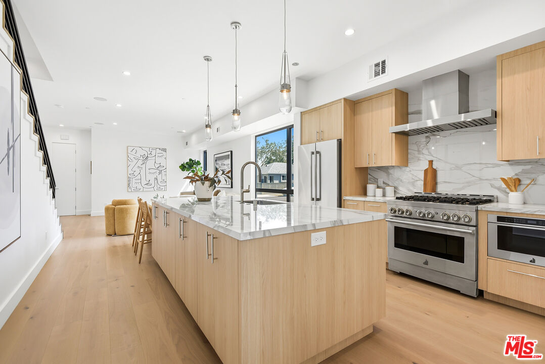 Property photo for 4095 Sawtelle Blvd, #D, Culver City, CA