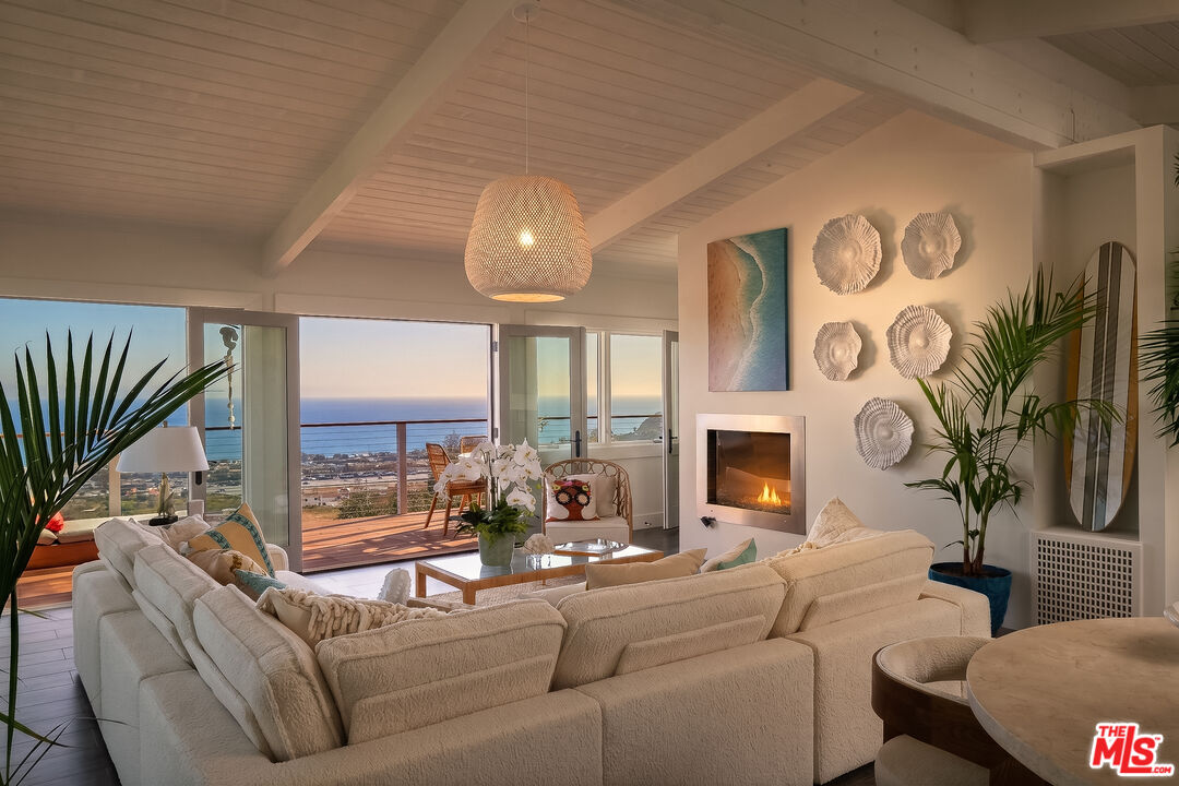 Property photo for 23706 Harbor Vista Dr, Malibu, CA