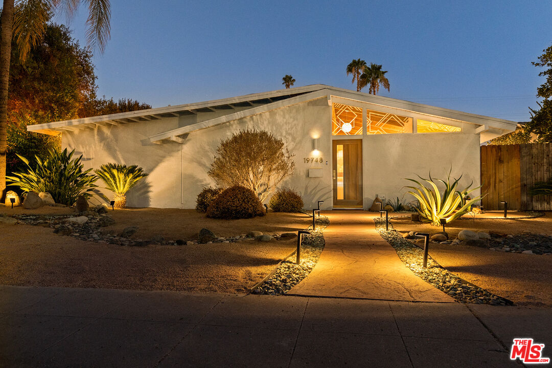 Property photo for 19748 Victory Blvd, Los Angeles, CA