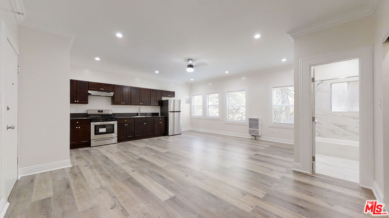 Property photo for 507 Loma, #205, Los Angeles, CA