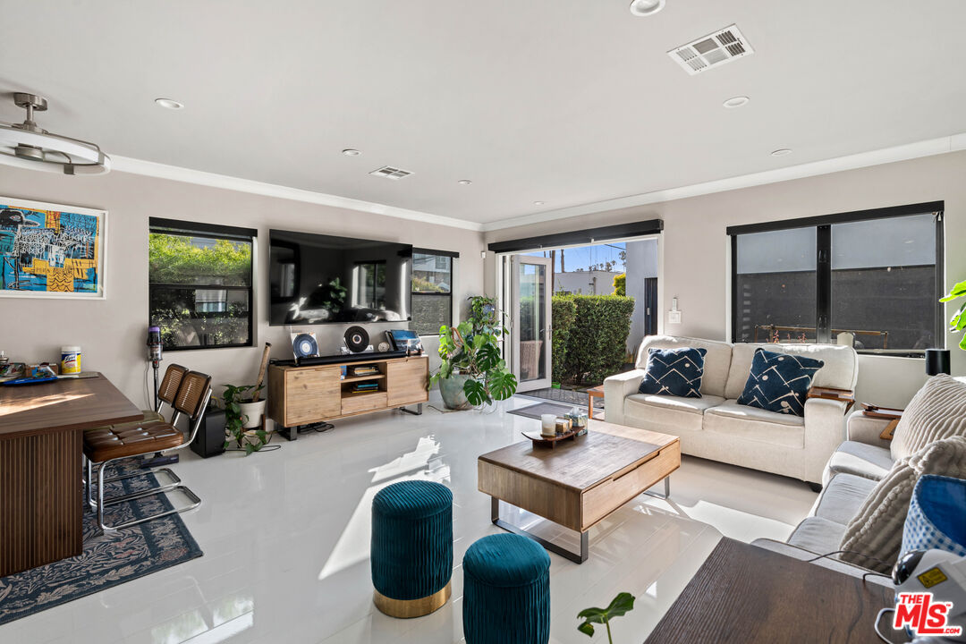 Property photo for 801 Howard St, Los Angeles, CA