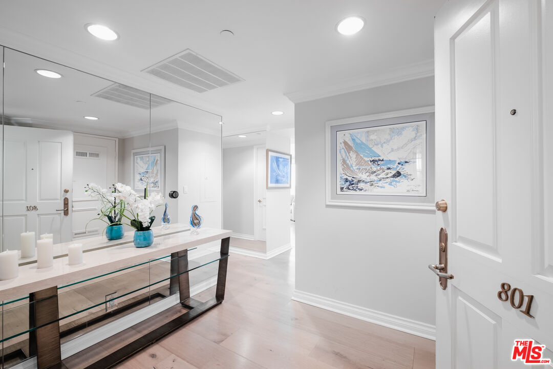 Property photo for 850 E OCEAN BLVD, #801, Long Beach, CA