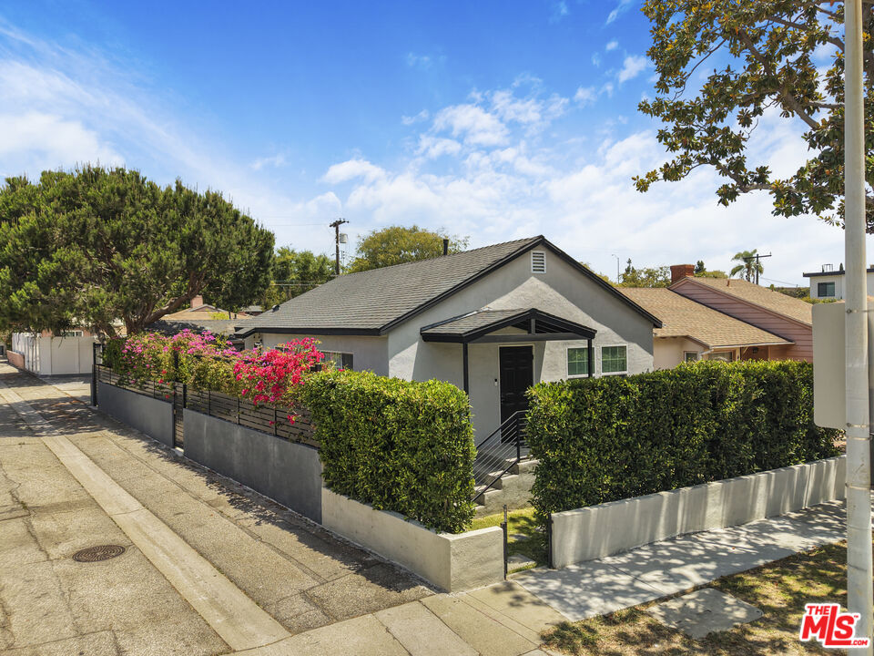 Property photo for 4216 Sawtelle Blvd, Culver City, CA