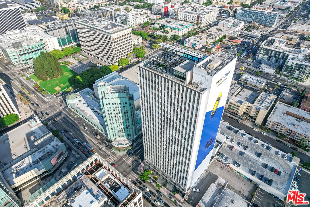 Property photo for 3810 Wilshire Blvd, #2003, Los Angeles, CA
