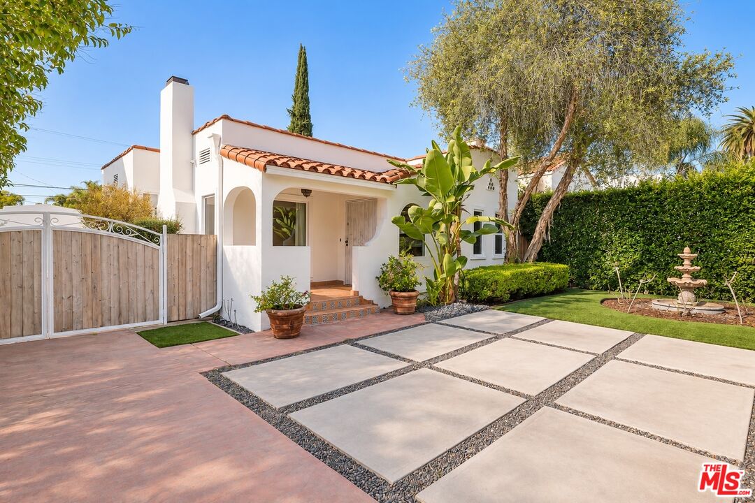 Property photo for 409 N Kilkea Dr, Los Angeles, CA