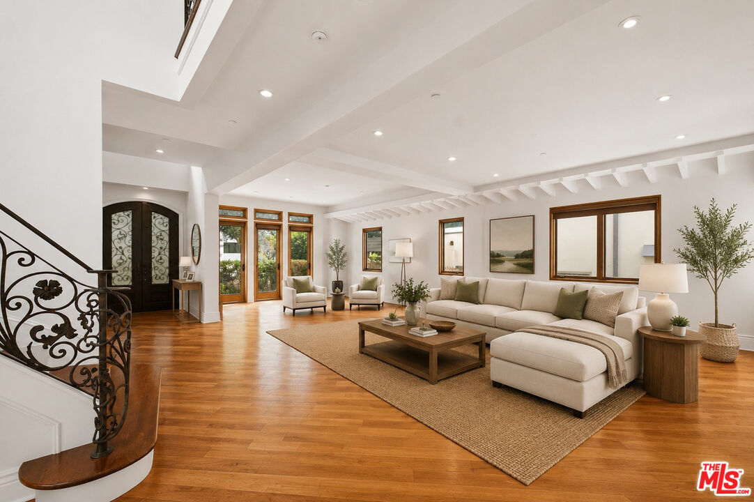 Property photo for 1126 Yale St, Santa Monica, CA