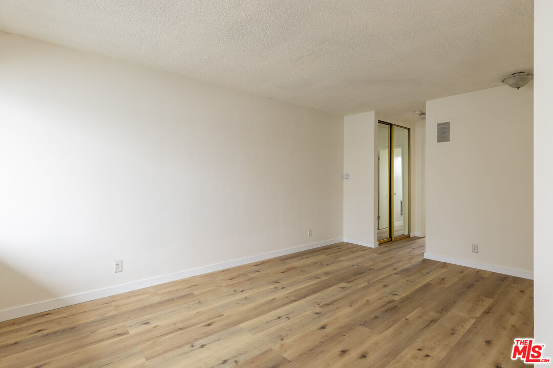 Property photo for 1295 FEDERAL AVE, #14, Los Angeles, CA