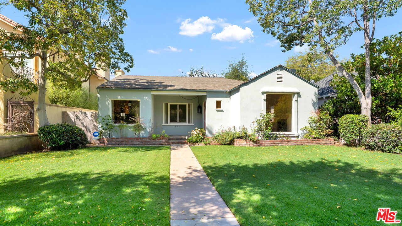 Property photo for 624 15th St, Santa Monica, CA