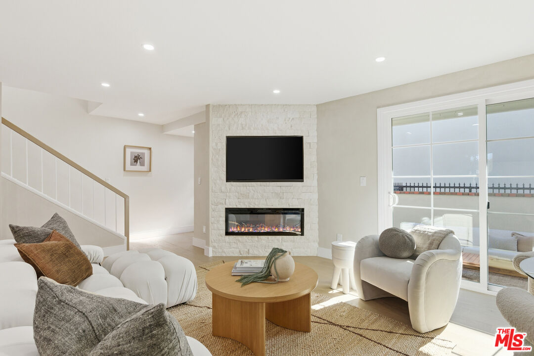 Property photo for 4738 La Villa Marina, #A, Marina Del Rey, CA