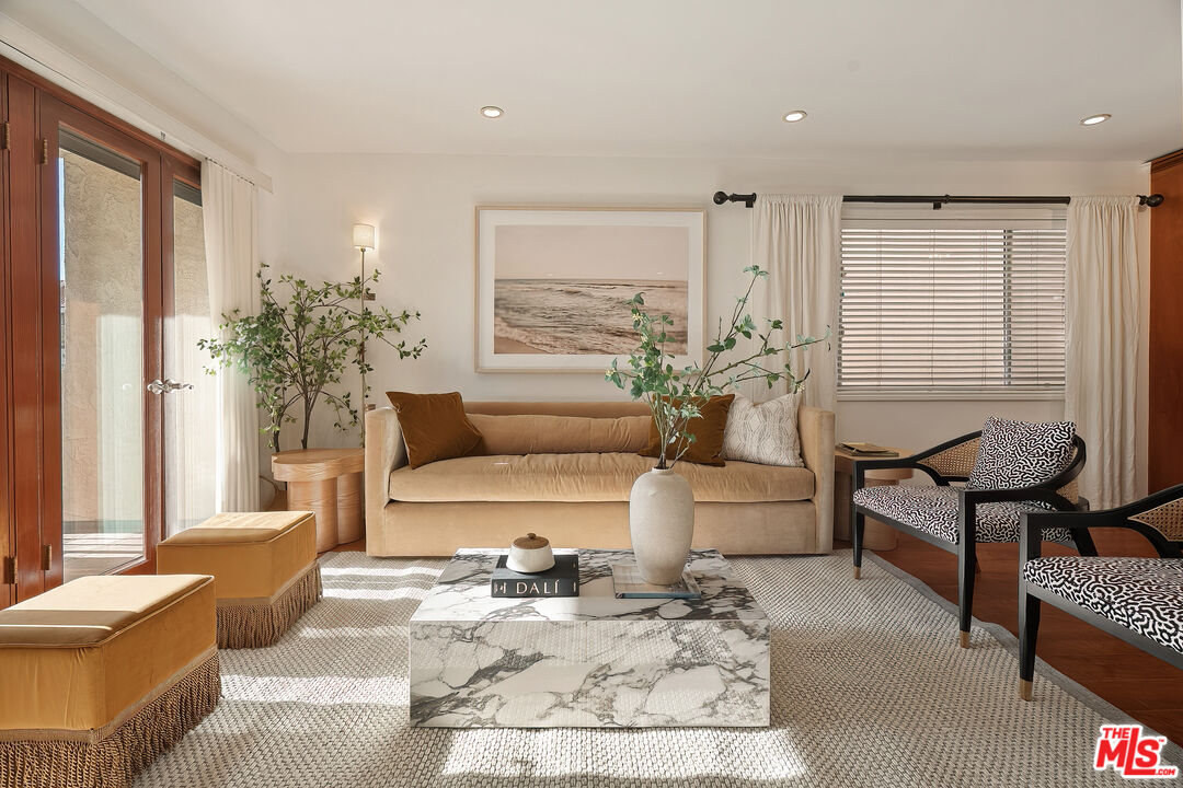 Property photo for 907 12th St, #4, Santa Monica, CA