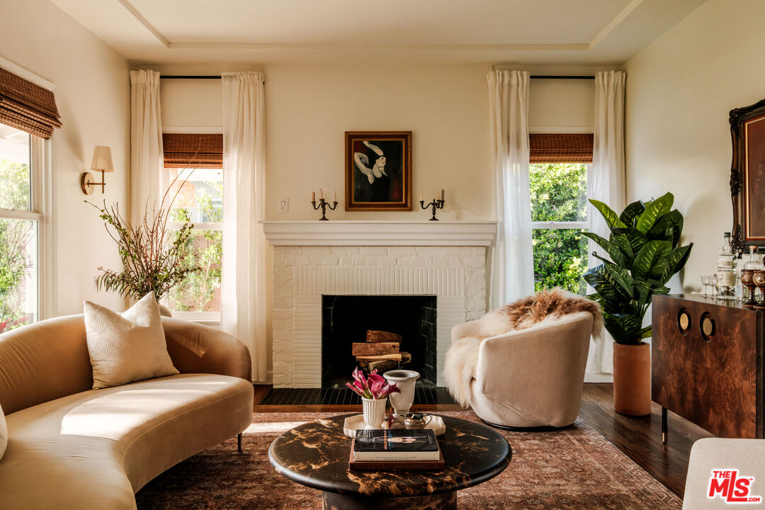 Property photo for 3719 Somerset Dr, Los Angeles, CA