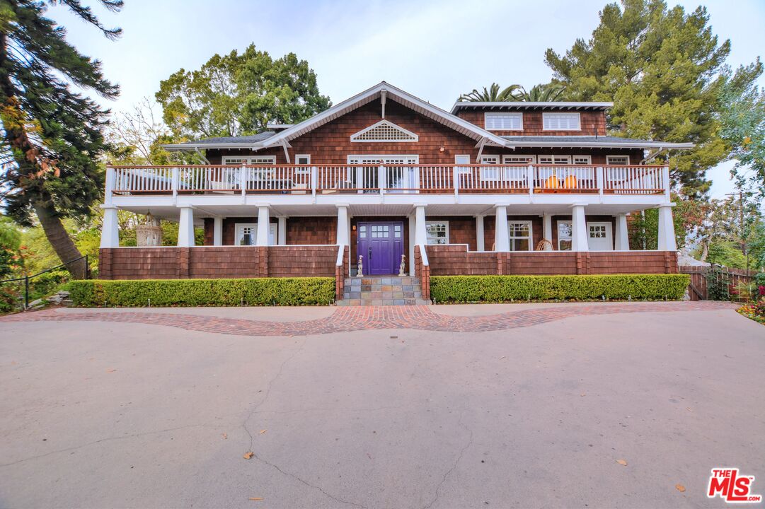 Property photo for 2172 Argyle Ave, Los Angeles, CA