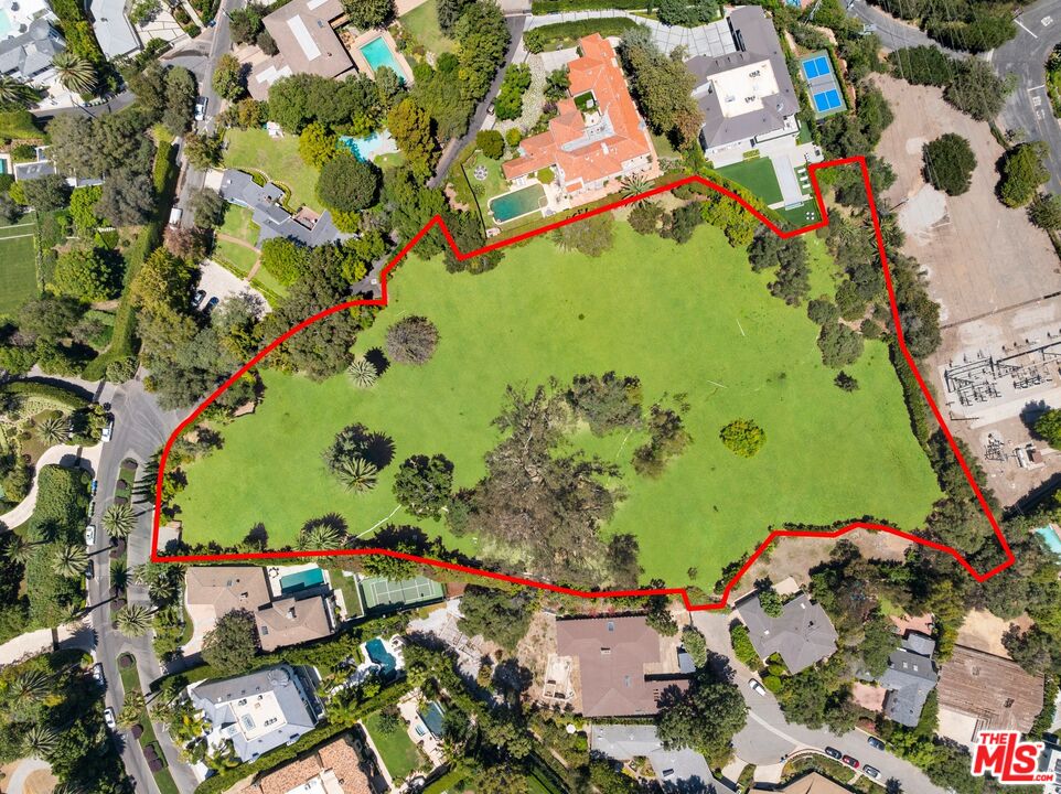 Property photo for 12 Oakmont Dr, Los Angeles, CA