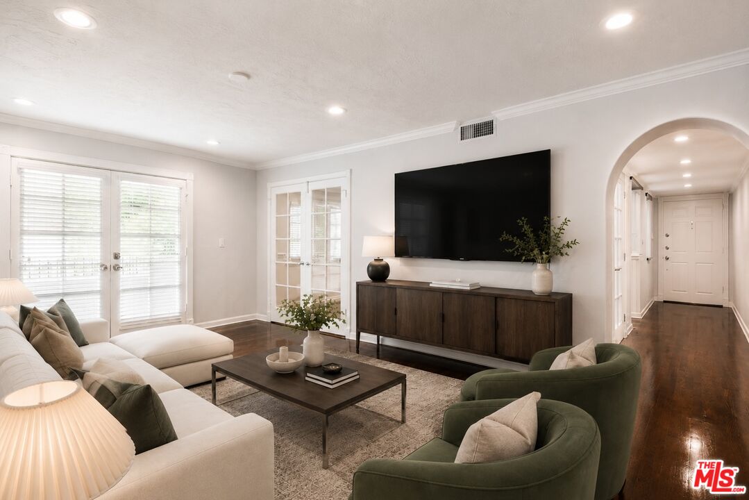 Property photo for 1118 S Cardiff Ave, #1, Los Angeles, CA