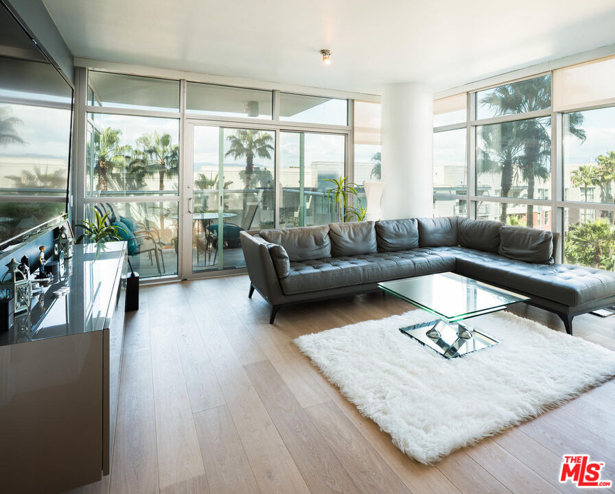 Property photo for 13650 MARINA POINTE DR, #607, Marina Del Rey, CA