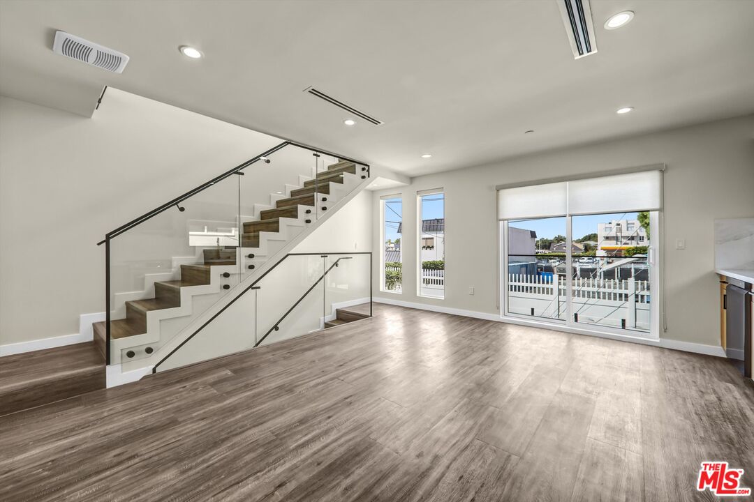 Property photo for 1309 N Sycamore Ave, #1/2, Los Angeles, CA