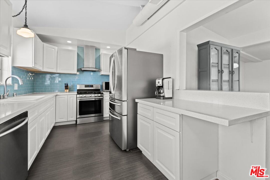 Property photo for 19501 Arminta St, Los Angeles, CA