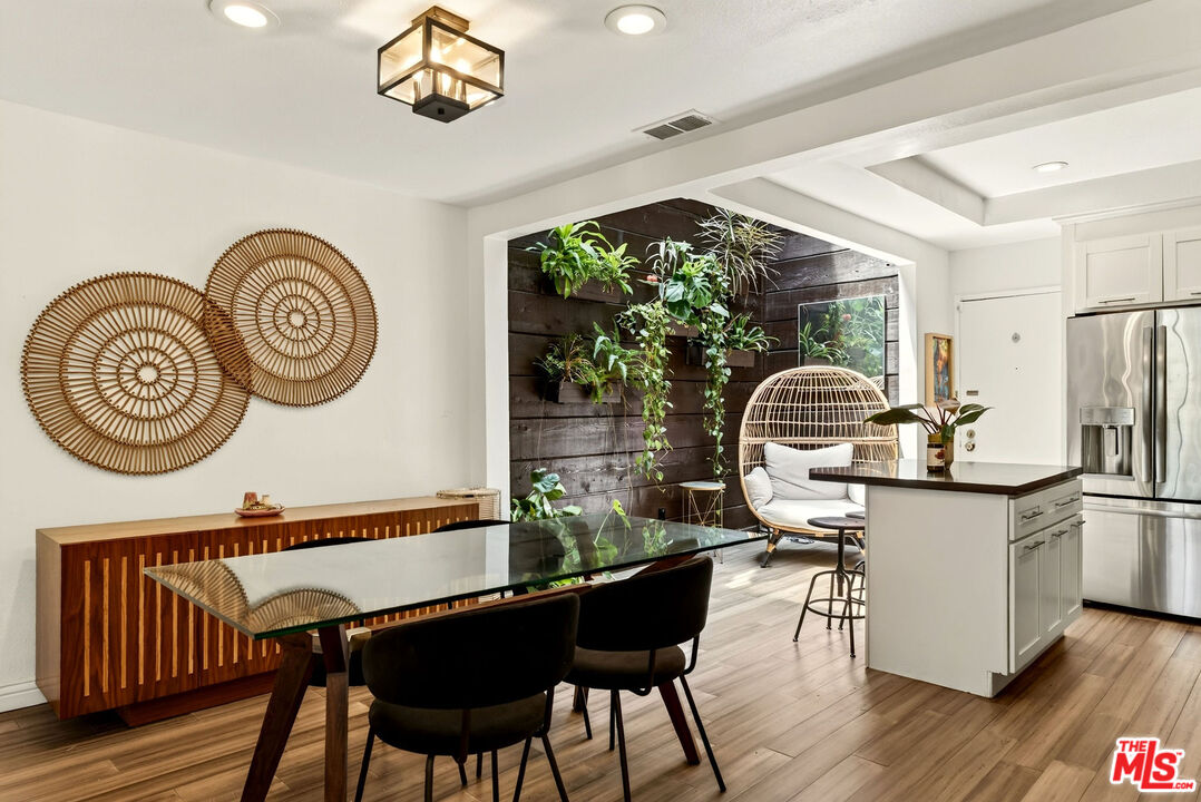 Property photo for 1314 17th St, #6, Santa Monica, CA