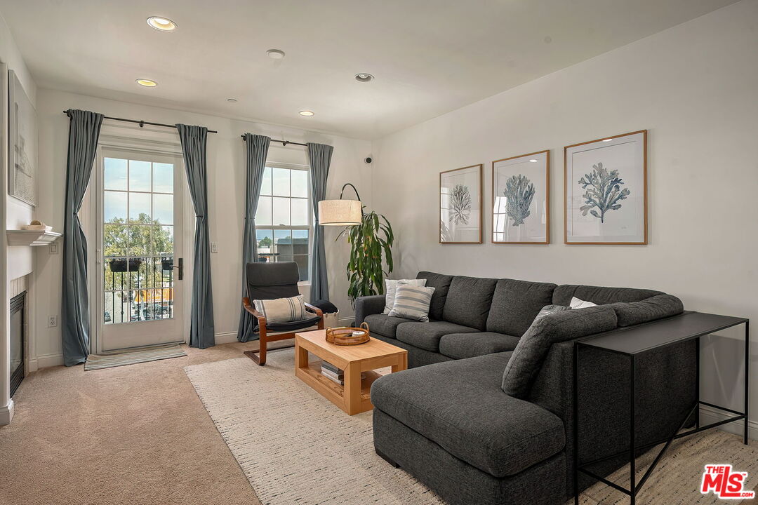 Property photo for 12975 Agustin Pl, #418, Playa Vista, CA
